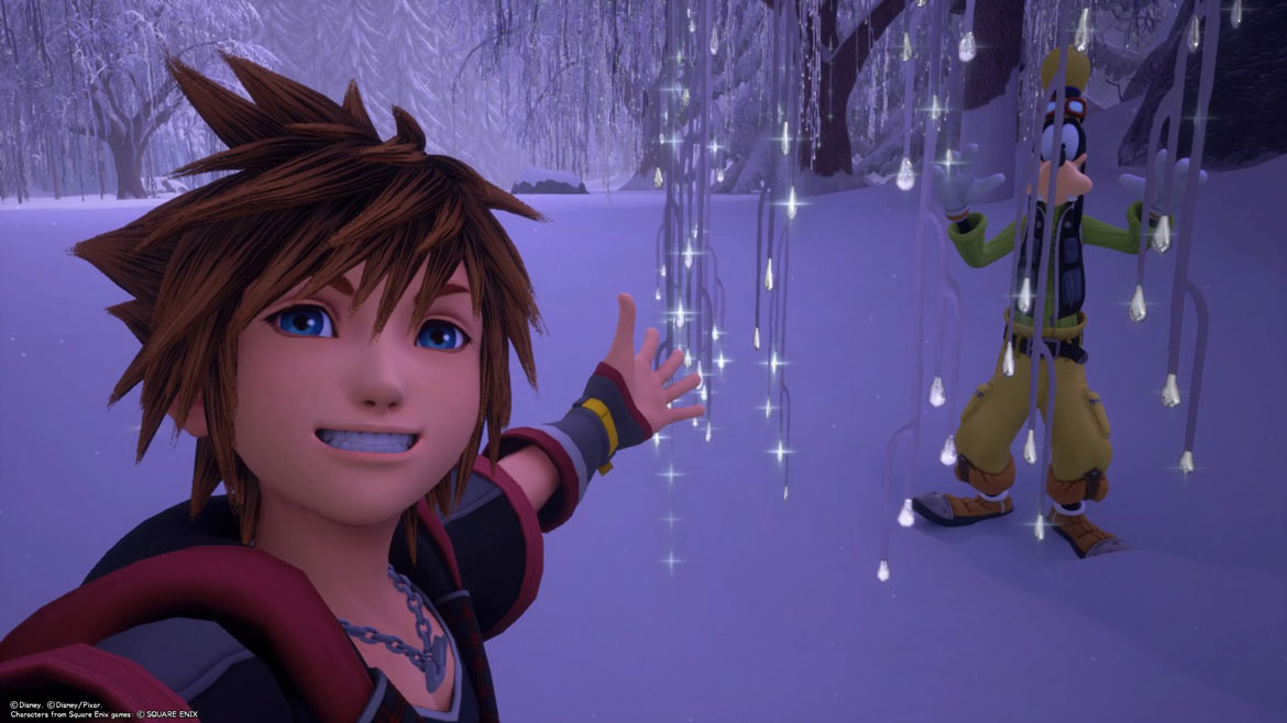 Sora und Goofy in den verschneiten Landschaften von Arendelle in Kingdom Hearts 3.